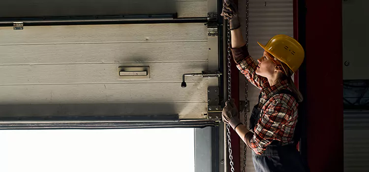 Addressing Common Garage Door Stoppage Issues in Buffalo Grove, IL